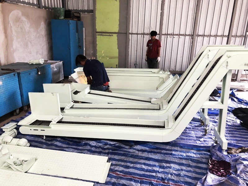 Scrap Conveyor